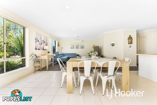 61 The Parkway PAKENHAM VIC 3810