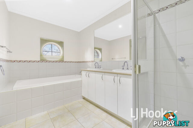 24 Yellowbox Crescent LYNDHURST VIC 3975