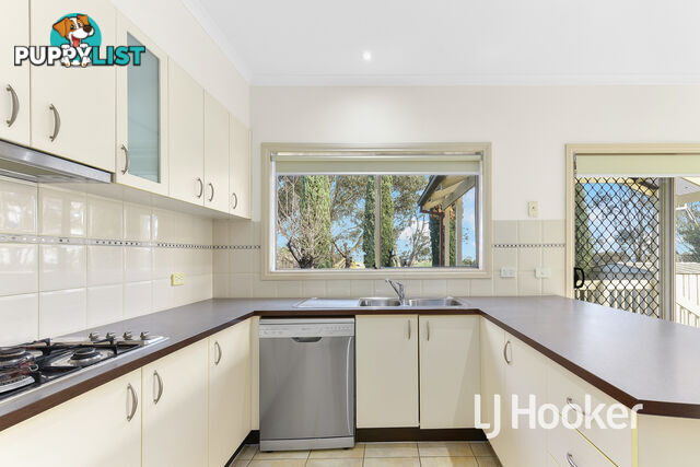 24 Yellowbox Crescent LYNDHURST VIC 3975