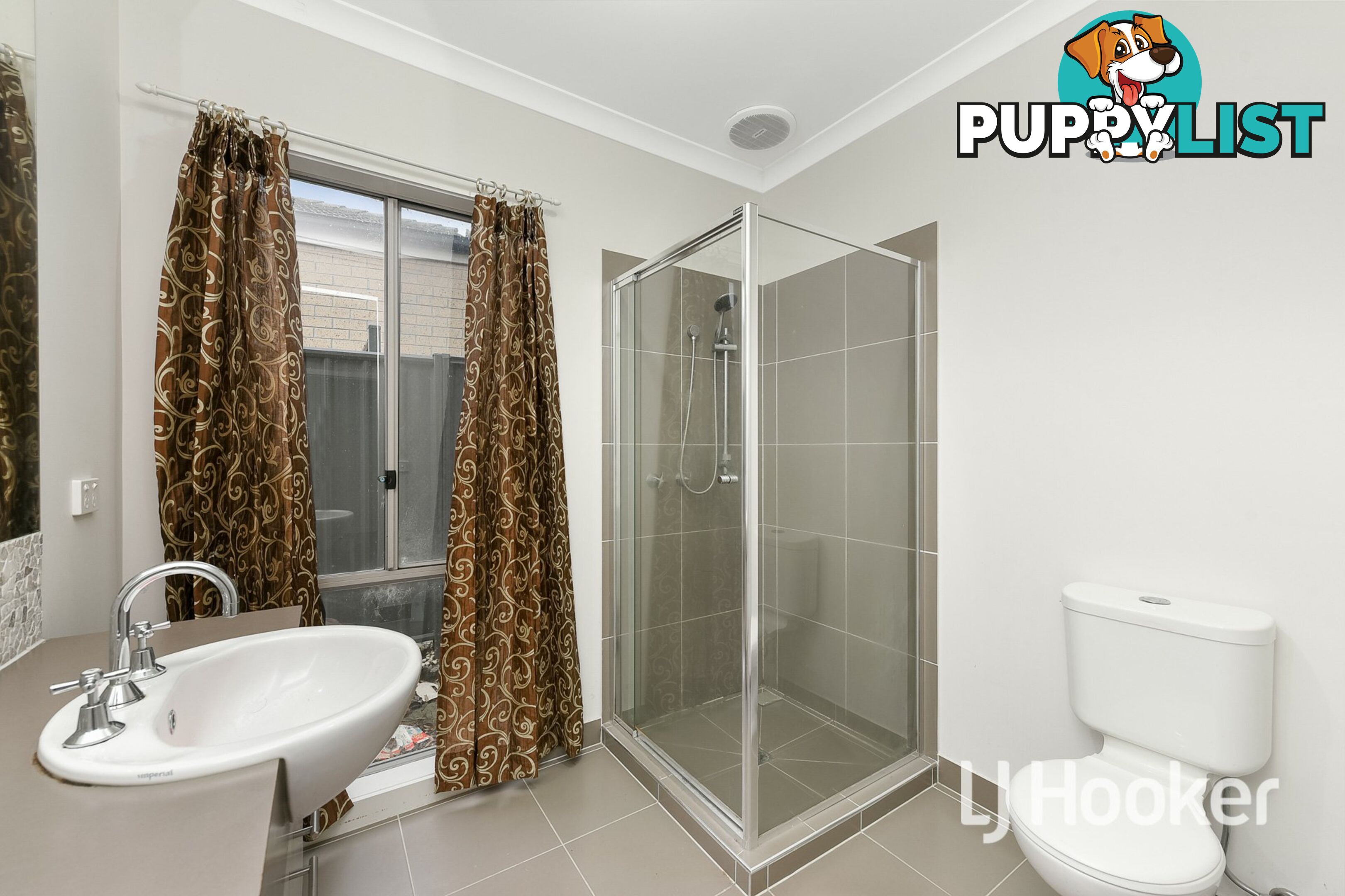 42 Datura Avenue CRANBOURNE NORTH VIC 3977