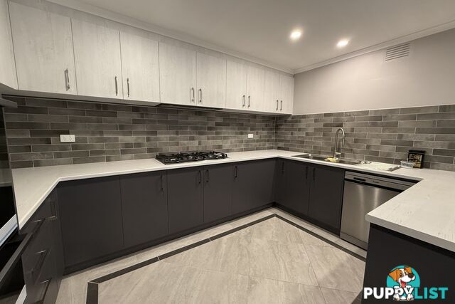 36 Green Valley Crescent HAMPTON PARK VIC 3976