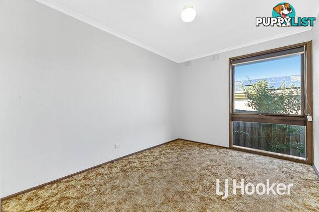 12 Hallam Road HAMPTON PARK VIC 3976
