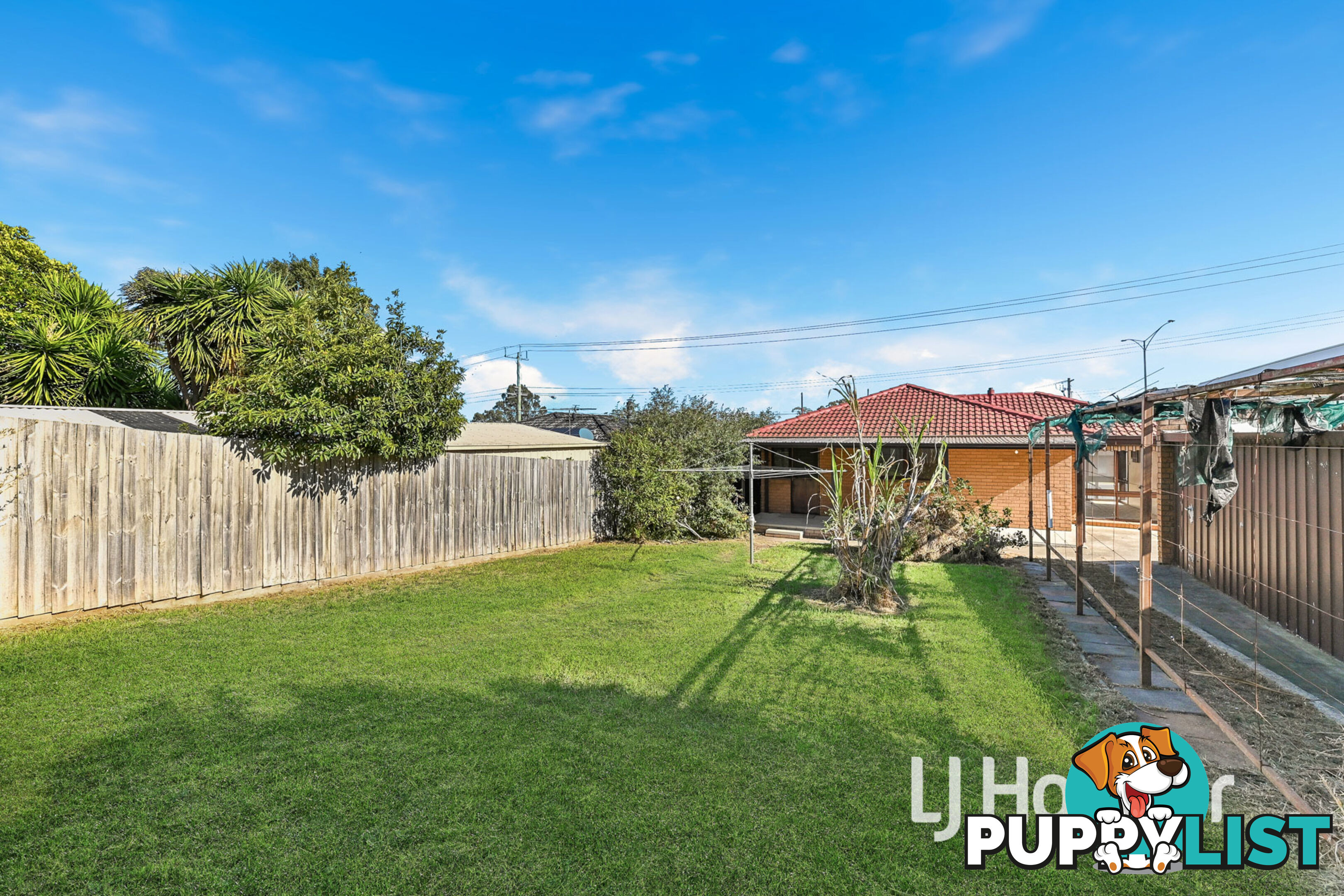12 Hallam Road HAMPTON PARK VIC 3976