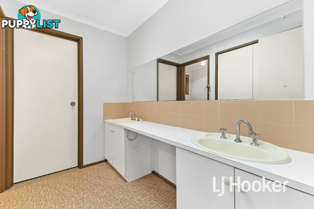 12 Hallam Road HAMPTON PARK VIC 3976