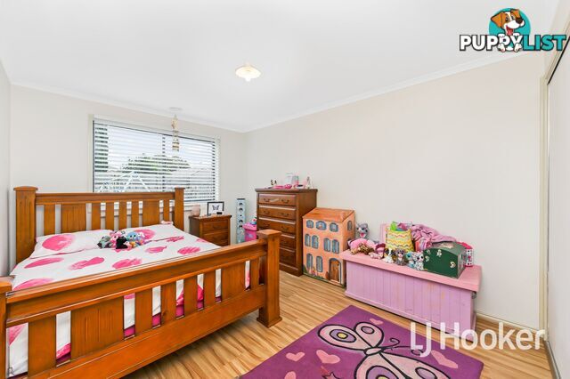 40 Taplan Crescent CRANBOURNE WEST VIC 3977