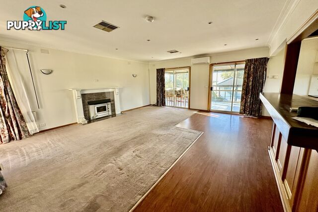 2 Clyde-Five Ways Road DEVON MEADOWS VIC 3977