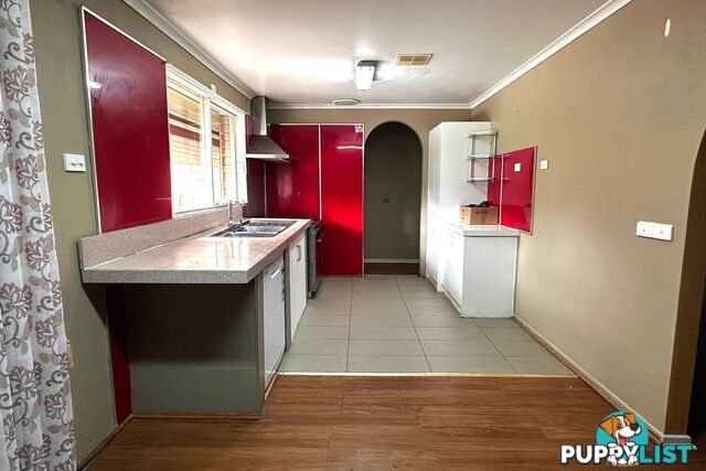 25 Simon Court HAMPTON PARK VIC 3976