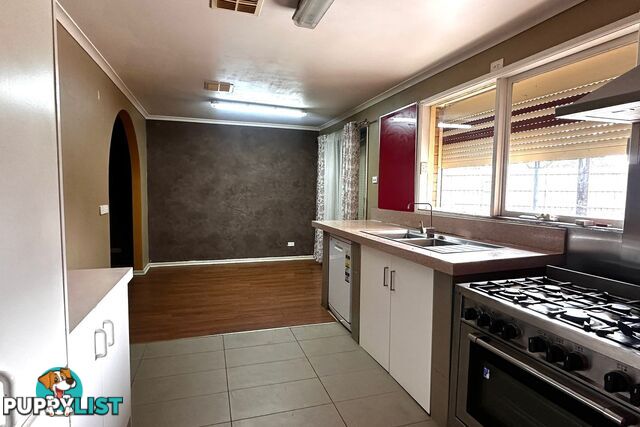 25 Simon Court HAMPTON PARK VIC 3976