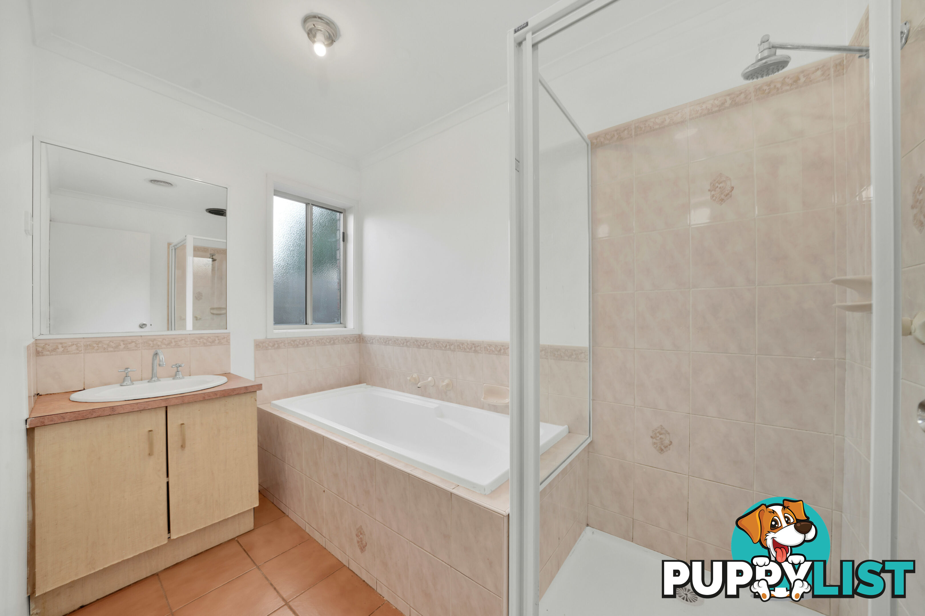 8 Slessor Avenue LYNBROOK VIC 3975