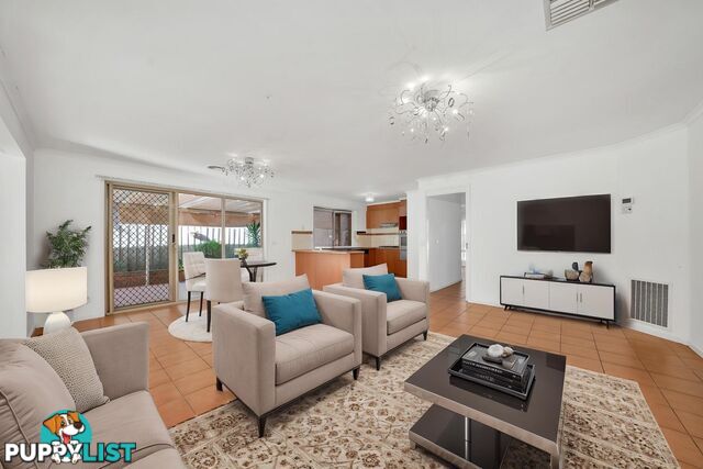 8 Slessor Avenue LYNBROOK VIC 3975