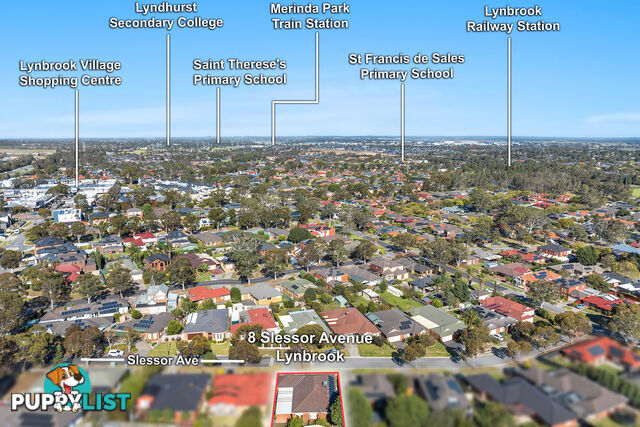 8 Slessor Avenue LYNBROOK VIC 3975