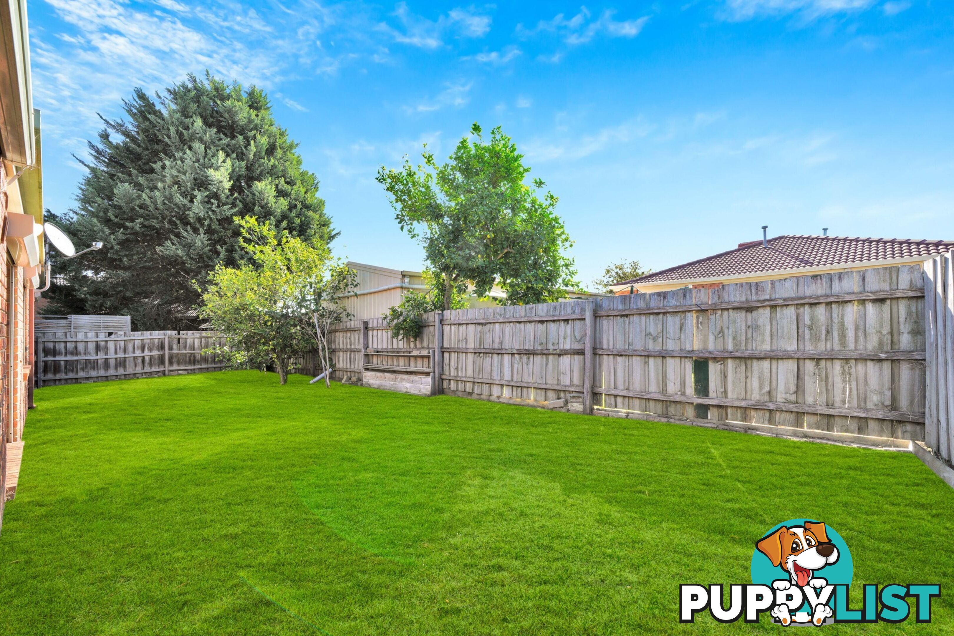 8 Slessor Avenue LYNBROOK VIC 3975