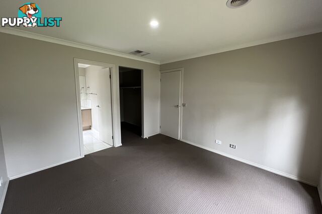 45 Elmslie Drive CRANBOURNE EAST VIC 3977