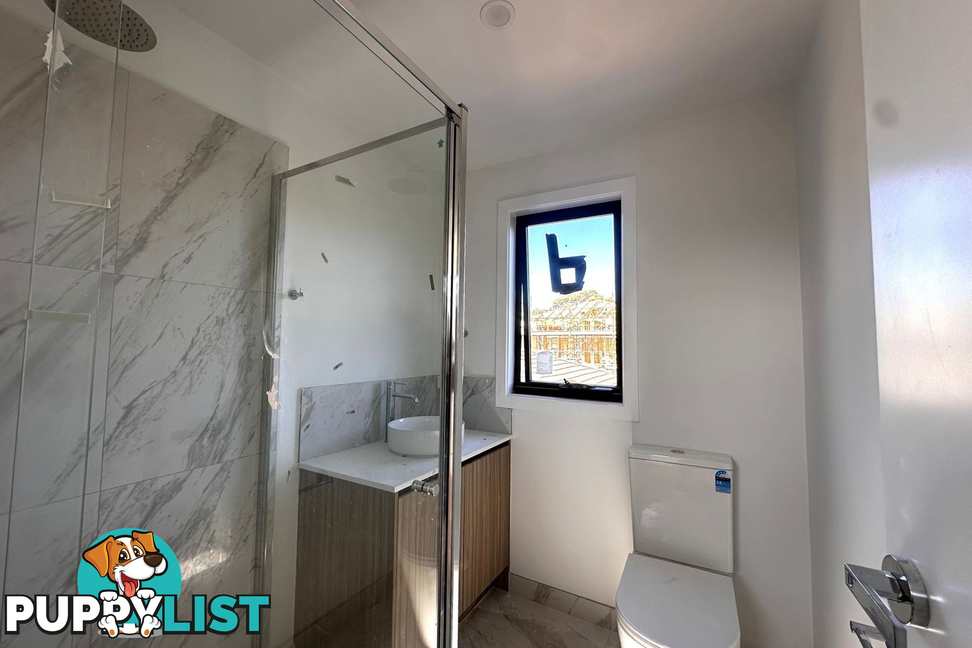 3/126 Oaktree Drive HAMPTON PARK VIC 3976
