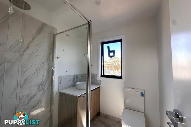 3/126 Oaktree Drive HAMPTON PARK VIC 3976
