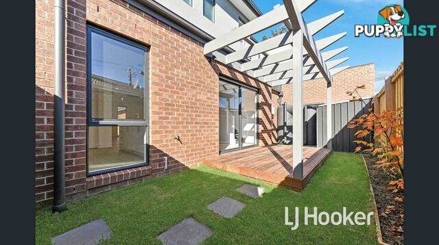 2/45 Highland Avenue HAMPTON PARK VIC 3976