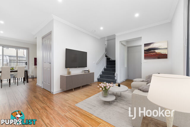 4 Ashford Close HAMPTON PARK VIC 3976