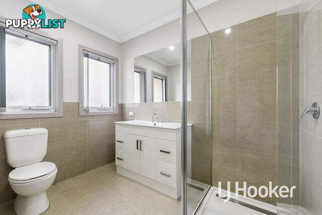 4 Ashford Close HAMPTON PARK VIC 3976