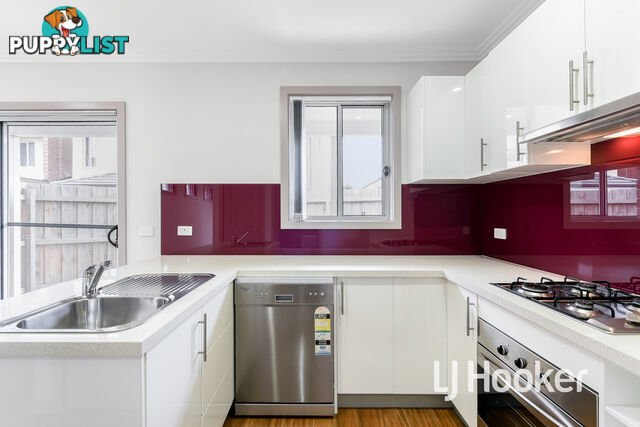 4 Ashford Close HAMPTON PARK VIC 3976