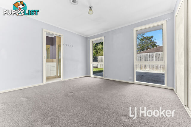 8 Marlene Court HAMPTON PARK VIC 3976