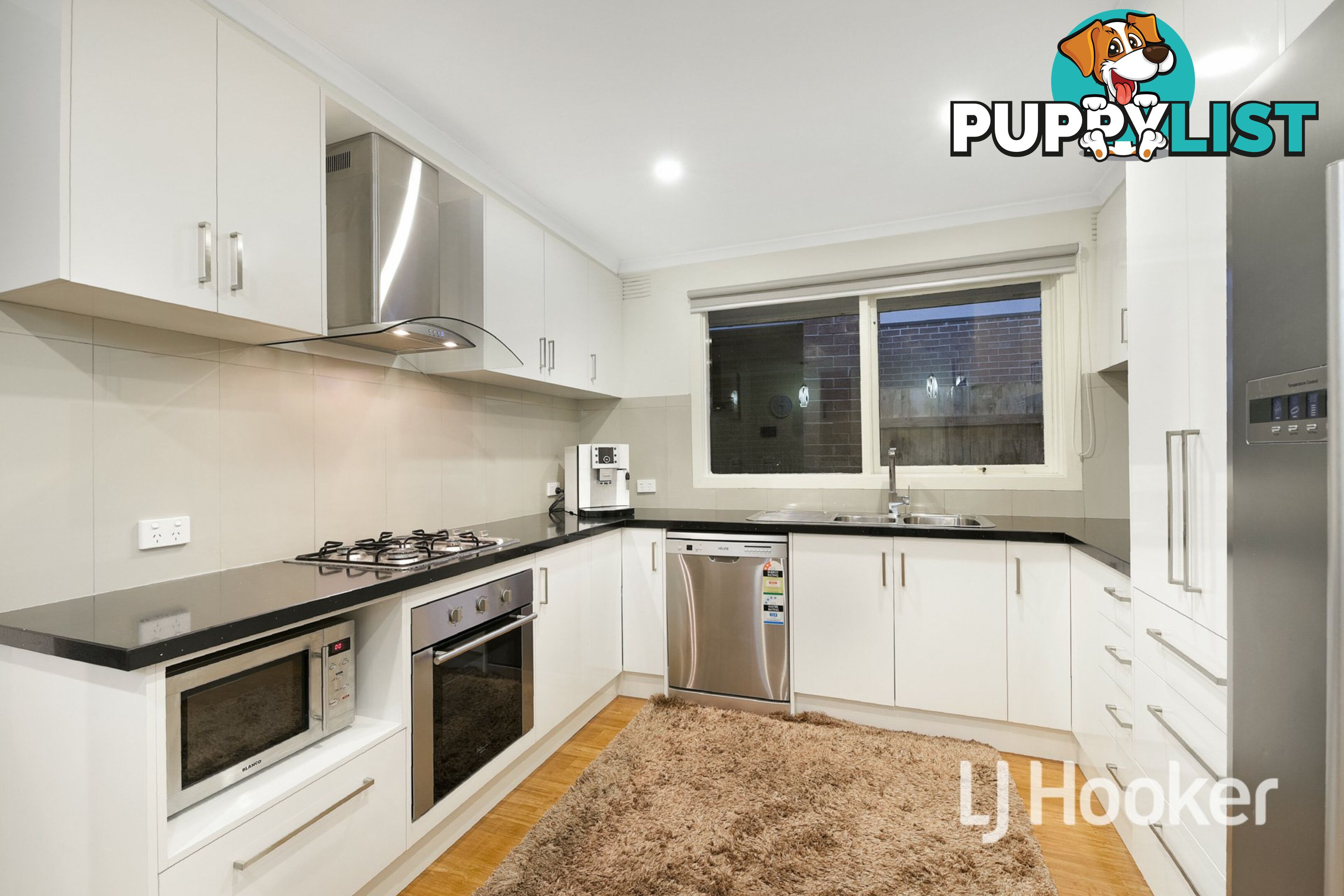 16 Robjant Street HAMPTON PARK VIC 3976