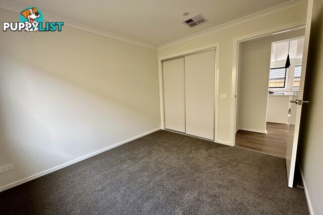 17 Laurieston Way CRANBOURNE SOUTH VIC 3977