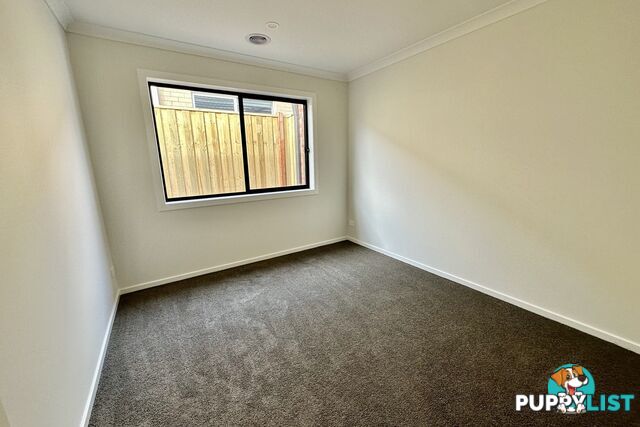 17 Laurieston Way CRANBOURNE SOUTH VIC 3977
