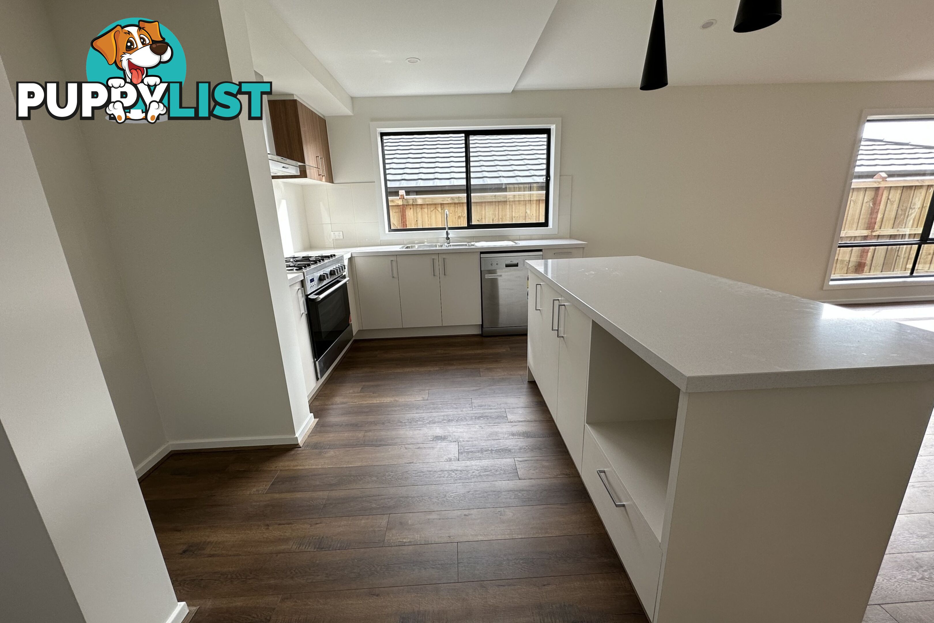 17 Laurieston Way CRANBOURNE SOUTH VIC 3977