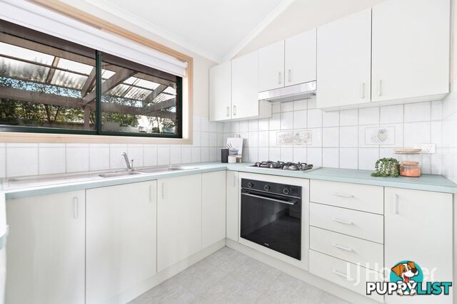 27 Emily Drive NARRE WARREN VIC 3805