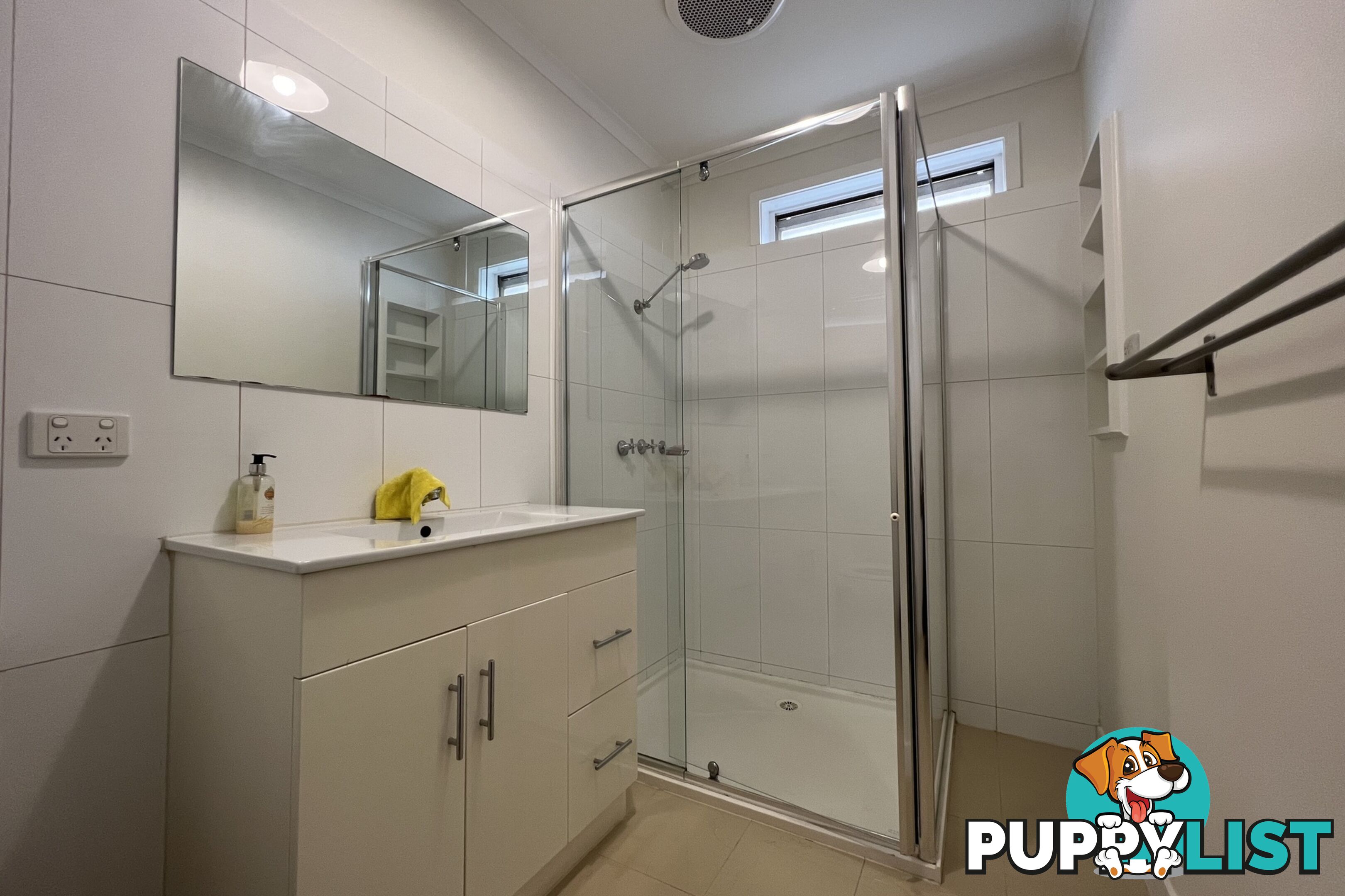 12 Stewart Avenue NARRE WARREN VIC 3805