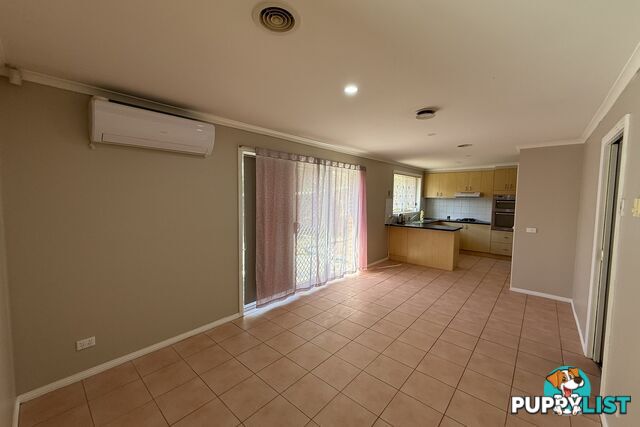 10 Ebony Drive PAKENHAM VIC 3810
