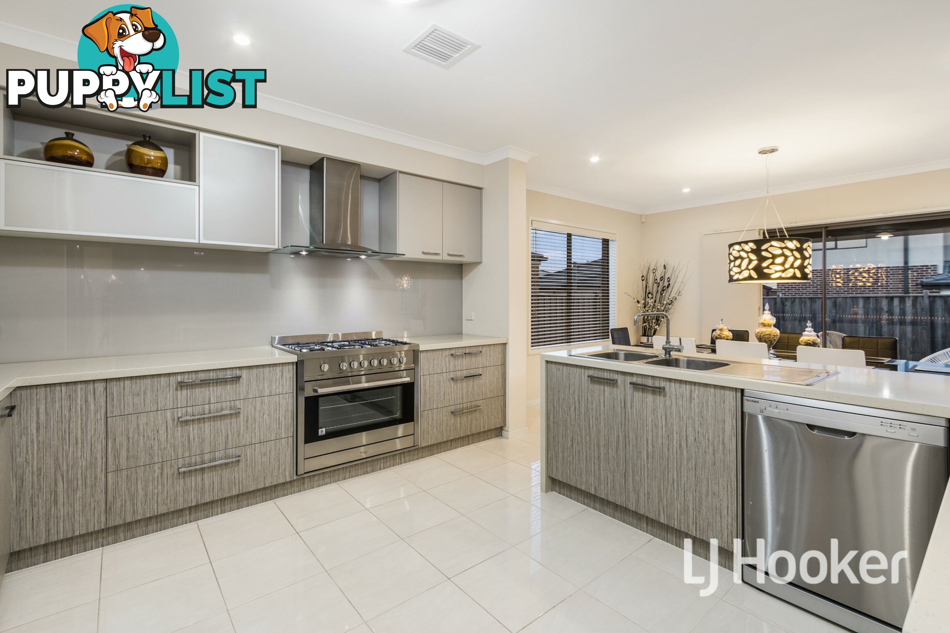 41 Lemon Grove CRANBOURNE WEST VIC 3977