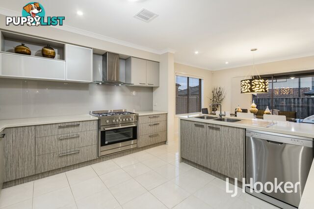 41 Lemon Grove CRANBOURNE WEST VIC 3977