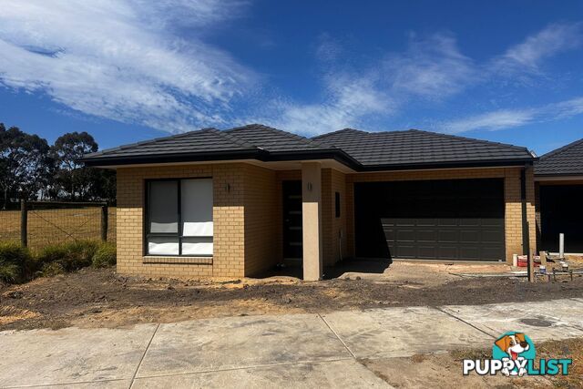 10 Prosperous Way CRANBOURNE EAST VIC 3977