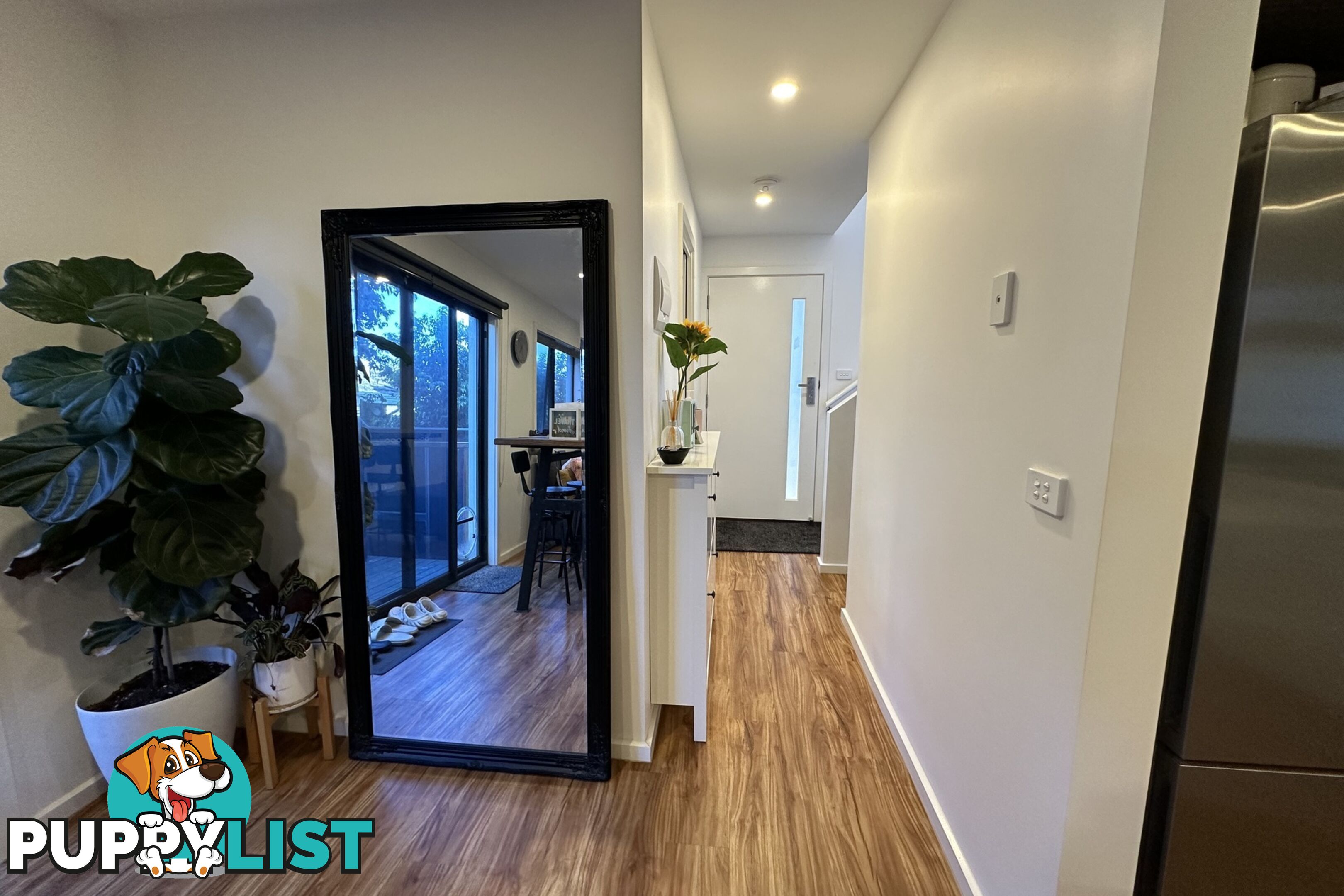 2/27 New Street DANDENONG VIC 3175