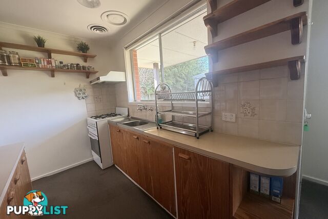 17 Richardson Street NARRE WARREN VIC 3805