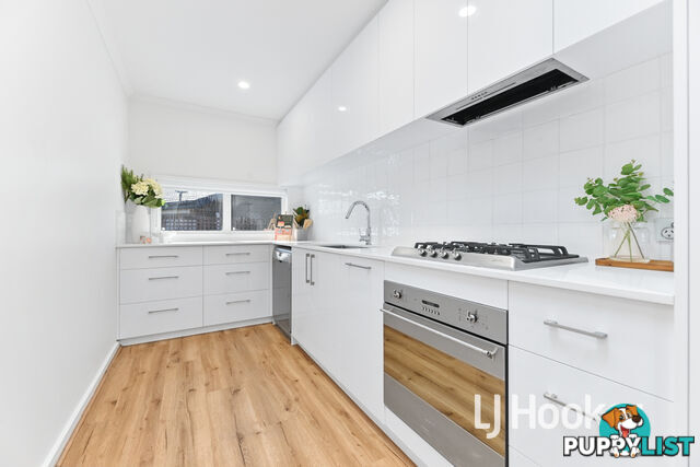 1/21 Green Valley Crescent HAMPTON PARK VIC 3976