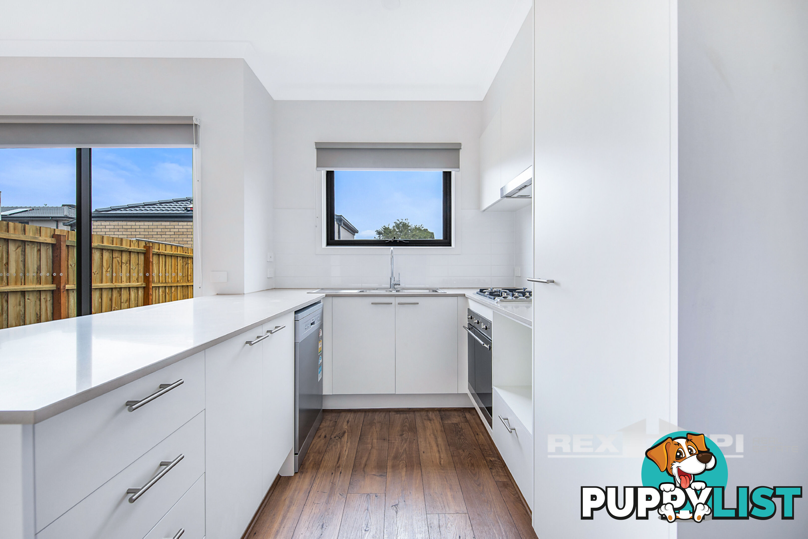 4 Manzanilla Way LYNBROOK VIC 3975