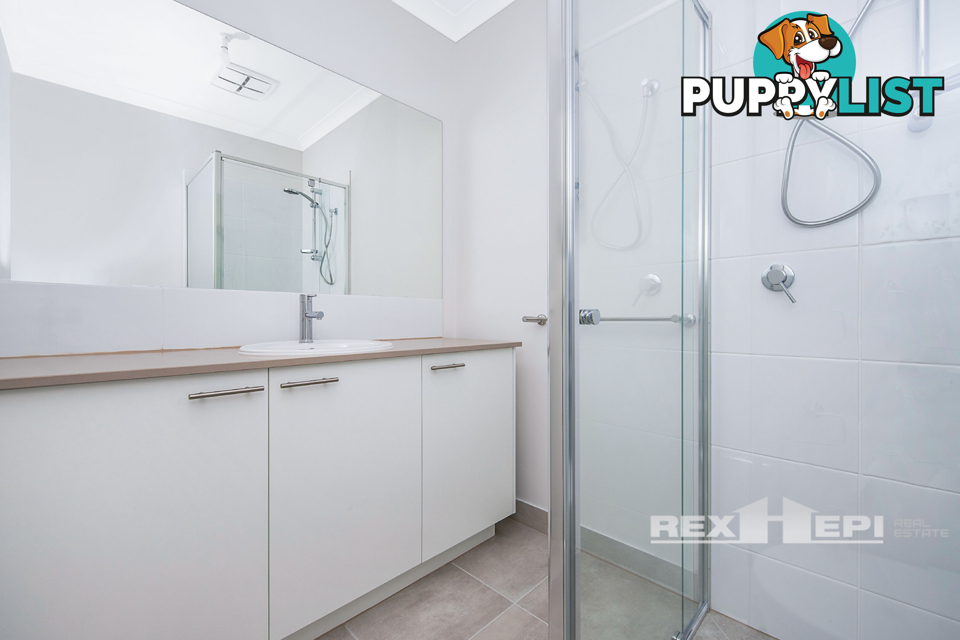 4 Manzanilla Way LYNBROOK VIC 3975