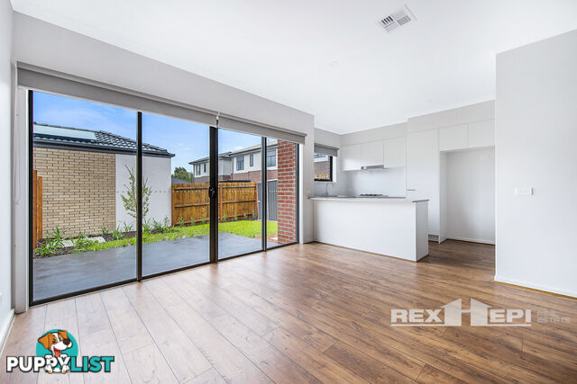 4 Manzanilla Way LYNBROOK VIC 3975