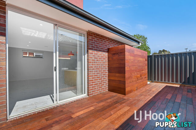 1a Jenner Court HAMPTON PARK VIC 3976