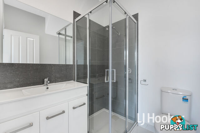 1a Jenner Court HAMPTON PARK VIC 3976