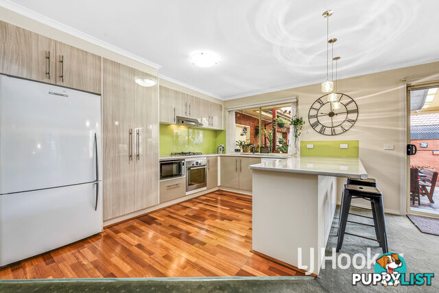 34 Hutchinson Drive LYNBROOK VIC 3975
