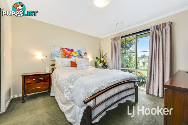 34 Hutchinson Drive LYNBROOK VIC 3975