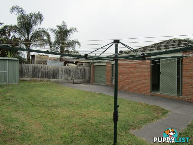 7 Woodside Close HAMPTON PARK VIC 3976