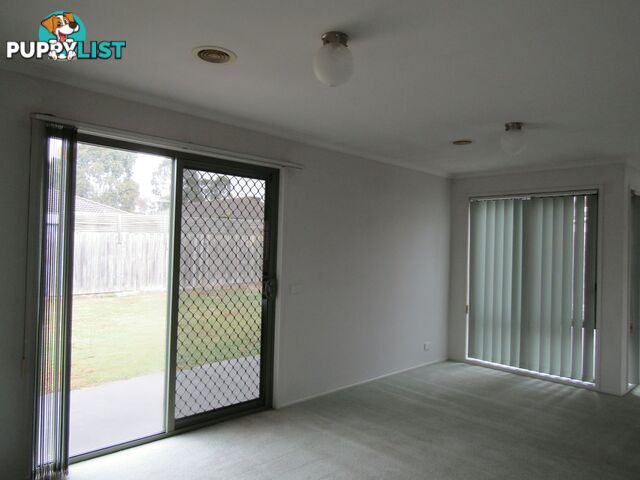 7 Woodside Close HAMPTON PARK VIC 3976