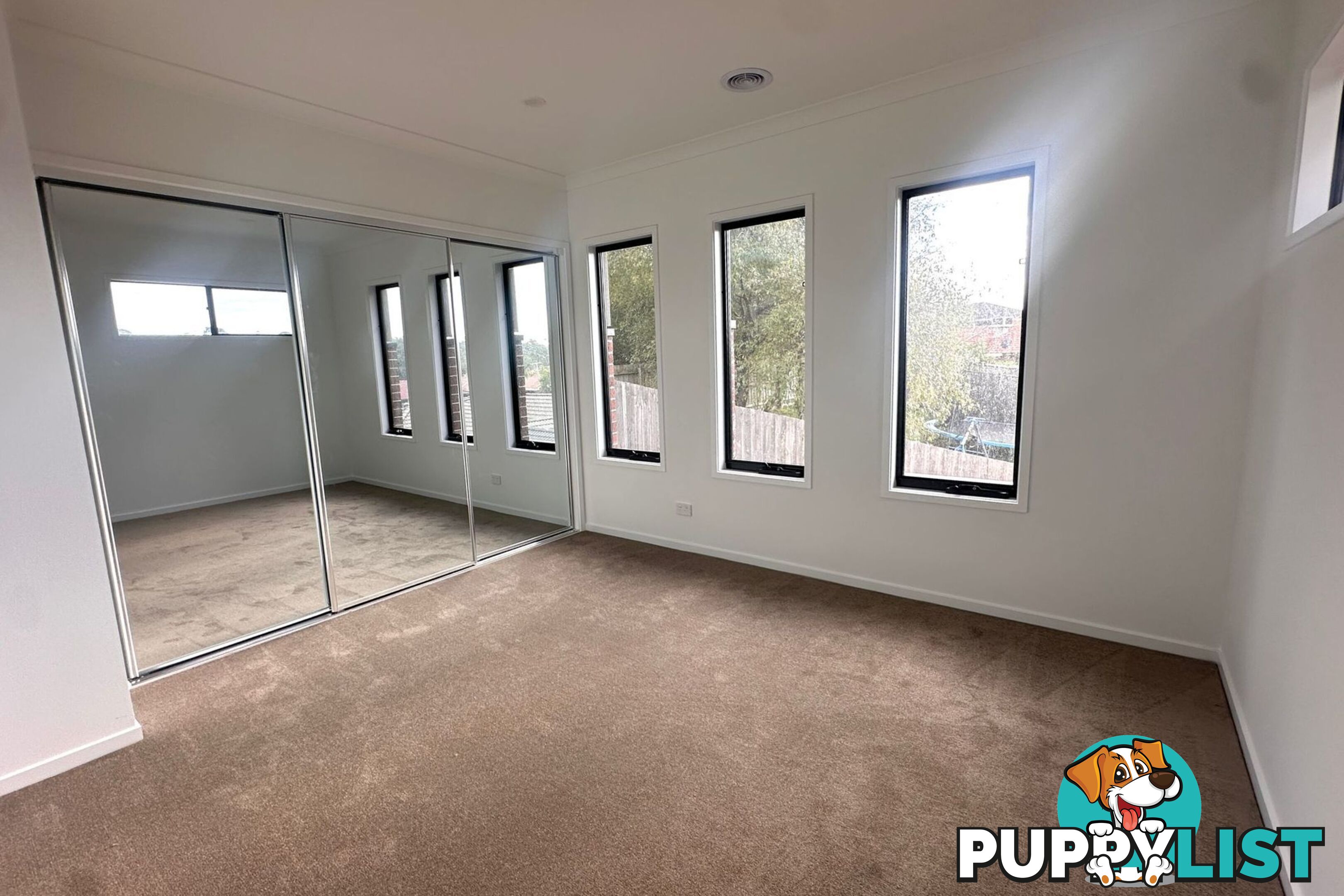 2/28 John Hunter Drive ENDEAVOUR HILLS VIC 3802
