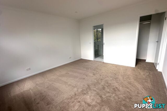 2/28 John Hunter Drive ENDEAVOUR HILLS VIC 3802
