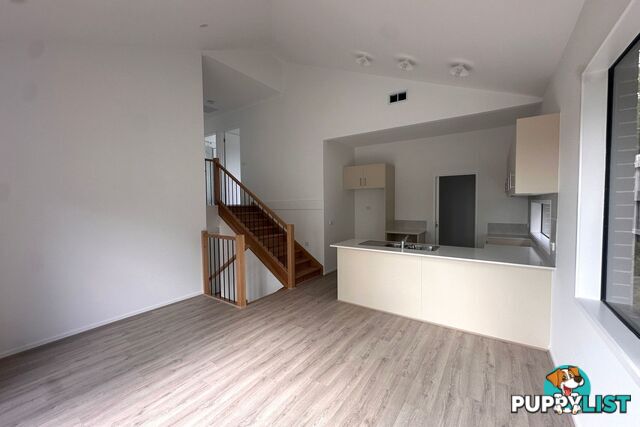 2/28 John Hunter Drive ENDEAVOUR HILLS VIC 3802