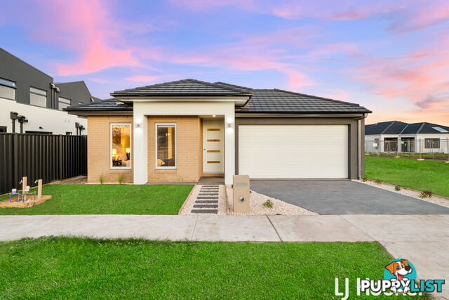 2 Falconer Court CLYDE NORTH VIC 3978